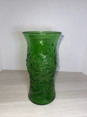 Vintage E O Brody Glass Co. Clev OH USA Emerald Green Flower Case 9.5"  Crinkle